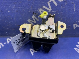 Замок багажника, ориг. номер 6461032040, TOYOTA VISTA 1994-1998