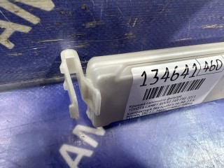 Крышка салонного фильтра, ориг. номер 8889933040, TOYOTA CAMRY 2011-2014