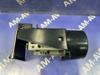 Подстаканник, ориг. номер 684308H300, NISSAN X-TRAIL 2000-2004