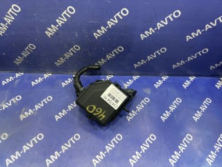Блок предохранителей под капотом TOYOTA CAMRY 2011-2014