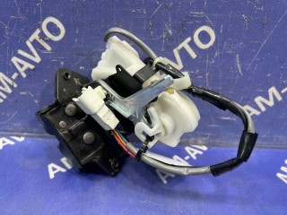 Замок багажника, ориг. номер 6935044040, TOYOTA IPSUM 1998-2009
