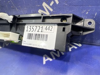 Часы, ориг. номер 83910-33080, TOYOTA CAMRY 2000-2002