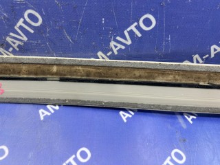 Накладка двери, ориг. номер L0Y250691, L0Y250692, L0Y250693, MAZDA MPV 1988-1995