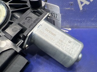 Стеклоподъемник, ориг. номер A1767300446, A1767300646, MERCEDES-BENZ A-CLASS 2012-2015