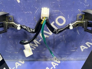Кнопки мульти руля, ориг. номер 8425005070, 8425005080, TOYOTA AVENSIS 2006-2009