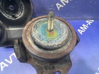 Подушка двигателя, ориг. номер MR510056, MR510055, MITSUBISHI PAJERO 2006-2011