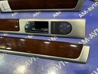 Накладка двери, ориг. номер 7L6853970D, 7L6853970C, VOLKSWAGEN TOUAREG 2006-2010