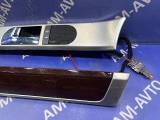 Накладка двери, ориг. номер 7L6853970D, 7L6853970C, VOLKSWAGEN TOUAREG 2006-2010