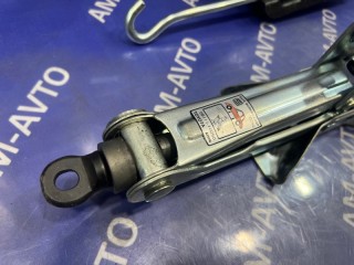 Домкрат, ориг. номер 091110W020, TOYOTA COROLLA 1991-2000