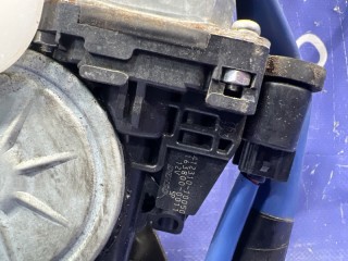 Замок двери, ориг. номер 6963044021, 6905044080, 6937, TOYOTA ISIS 2009-2017