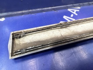 Накладка двери, ориг. номер 75732-22660-A1, TOYOTA MARK II 1998-2002