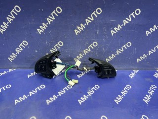 Кнопки мульти руля, ориг. номер B00000001, B00000002, MAZDA AXELA