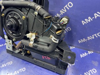 Отопитель салона, ориг. номер L00161A10, L02261130A, MAZDA MPV 1988-1995