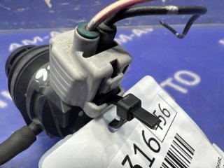 Насос бачка стеклоомывателя, ориг. номер BP4K67482, MAZDA CX-7 2006-2009
