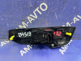 Кнопка стеклоподъемника, ориг. номер 8481078010, LEXUS NX200t