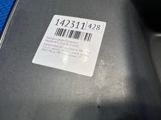 Накладка двери багажника, ориг. номер L04650850C, MAZDA MPV 1988-1995