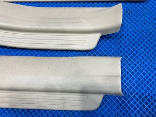 Накладка на порог салона, ориг. номер 67914-0T010-A0, 67913-0T010-A0, 67918-0T020-A0, 67917-0T020-A0, TOYOTA VENZA 2008-2012