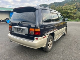 Рычаг нижний, ориг. номер LA1234300B, LA1234300C, MAZDA MPV 1988-1995