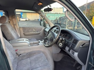 Рычаг нижний, ориг. номер S10H34350A, MAZDA BONGO FRIENDEE 1995-1999