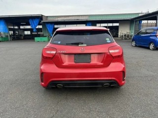 Обшивка стойки кузова, ориг. номер A1766900425, A1766900325, MERCEDES-BENZ A-CLASS 2012-2015
