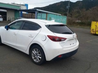 Насос топливный, ориг. номер PE19203F0, MAZDA AXELA 2013-2016
