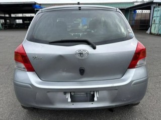 Ветровики, TOYOTA VITZ 2007-2010