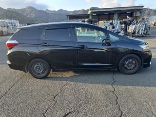Молдинг лобового стекла, HONDA SHUTTLE 2015-2019