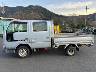 Подкрылок, NISSAN ATLAS