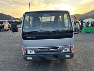 Подкрылок, NISSAN ATLAS