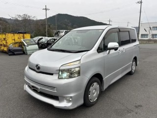 Накладка двери, TOYOTA VOXY 2007-2010