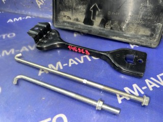 Крепление аккумулятора, ориг. номер 82182AG001, SUBARU LEVORG 2017-2020