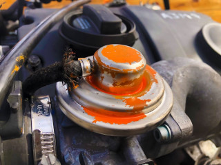 Заслонка дроссельная, ориг. номер 038129637, Audi A4 1994-1999