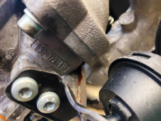Заслонка дроссельная, ориг. номер 038129637, Audi A4 1994-1999