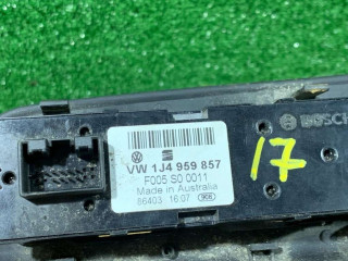 Кнопка стеклоподъемника переднего левого, ориг. номер 1J4959857, Volkswagen Passat 1996-2001