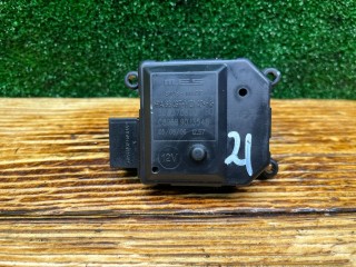 Моторчик заслонки печки, ориг. номер 309370600BD, Opel Zafira 2003-2006