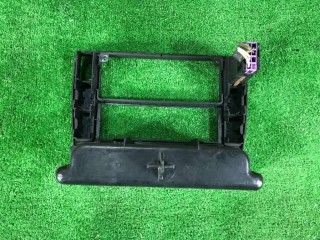 Рамка под магнитолу, ориг. номер 3B0858069K, Volkswagen Passat 1996-2001