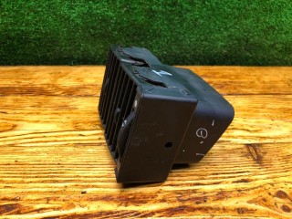 Дефлектор обдува салона, ориг. номер 8A1820902A, Audi 80 1986-1992