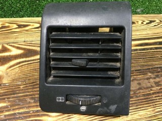 Дефлектор обдува салона, ориг. номер 6388310660, Mercedes Vito W638 1996-2003