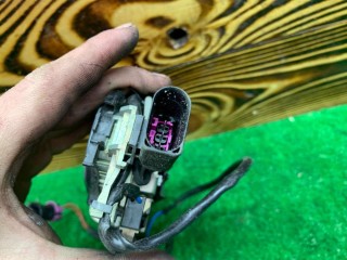 Ручка наружная передняя правая, ориг. номер 1J0973803, Audi A4 1994-1999