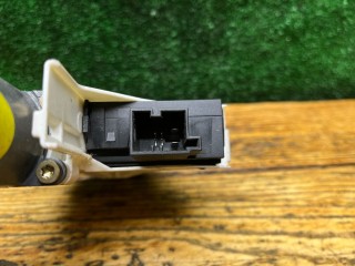 Моторчик стеклоподъемника задний правый, ориг. номер 4F0959802A, Audi A6 2001-2005