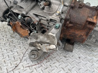 Кронштейн КПП Audi A6 1997-2001