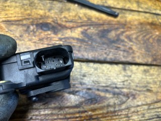 Моторчик заслонки печки, ориг. номер 0132801134, Opel Zafira 1999-2003