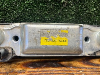 Накладка подсветки номера, ориг. номер 1T0827574A, Volkswagen Touran 2003-2006