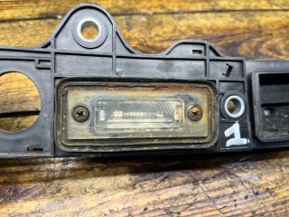 Накладка подсветки номера, ориг. номер 1T0827574A, Volkswagen Touran 2003-2006