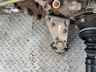 Кронштейн КПП Audi A6 1997-2001