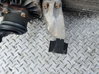Кронштейн КПП, ориг. номер 8D0399113L, Volkswagen Passat 1996-2001