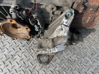 Кронштейн КПП Audi A6 1997-2001