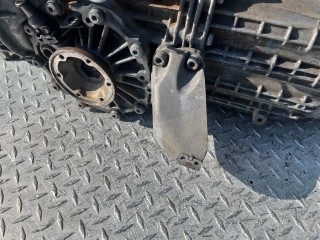 Кронштейн КПП, ориг. номер 8D0399113AB, Audi A4 1994-1999