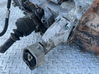 Кронштейн КПП, ориг. номер 4A0399113F, Audi A6 1994-1997