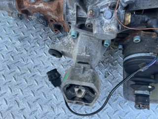 Кронштейн КПП, ориг. номер 4A0399114G, Audi A6 1994-1997